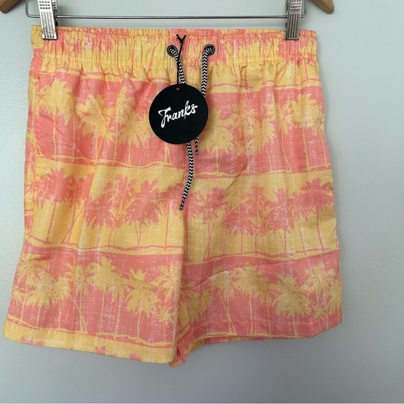 Franks Australia Palm Beach swim trunks NWT M